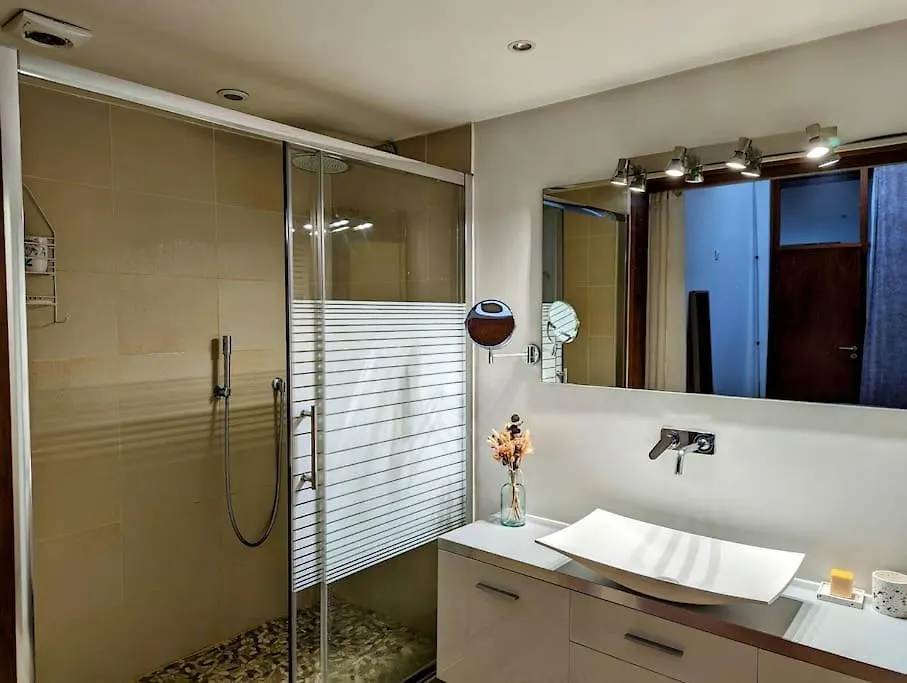 Apartment Superbe - Rue Privee